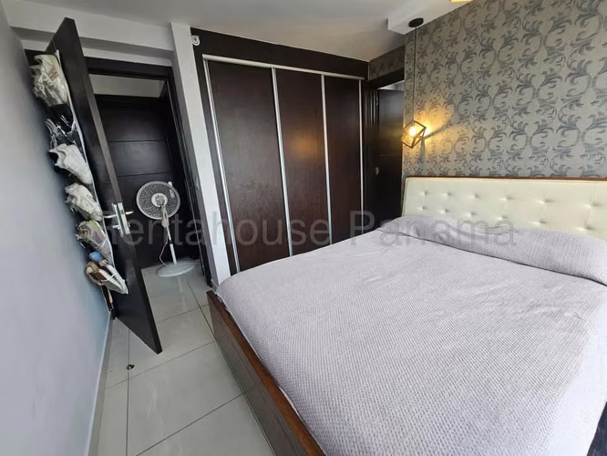 Venta de Apartamento en el Carmen Ph Carreras Mts2: 92.02 PD