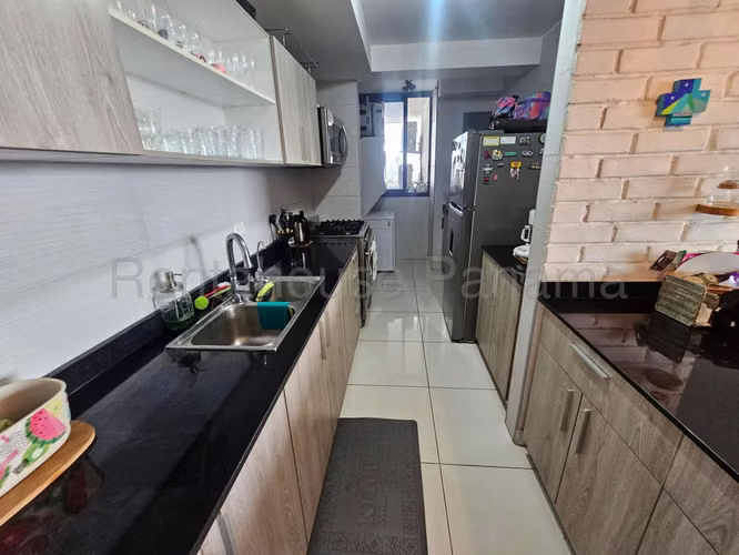 Venta de Apartamento en el Carmen Ph Carreras Mts2: 92.02 PD