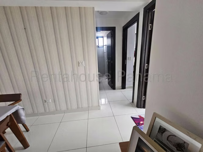 Venta de Apartamento en el Carmen Ph Carreras Mts2: 92.02 PD