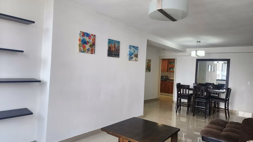 Venta Apartamento 2Rec Amoblado | 94m² | Vista Ciudad + Depósito  $ 177.000