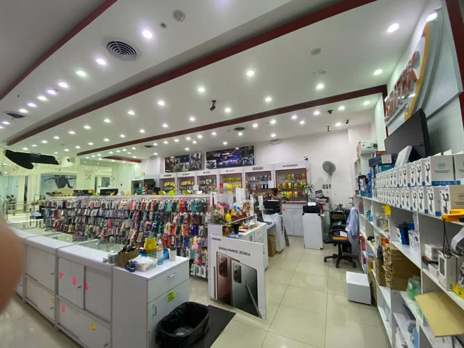 Venta de Local Comercial en Los Andes Mall | 142.80 m² | Excelente Ubicación y Alto Flujo - Imagen 3