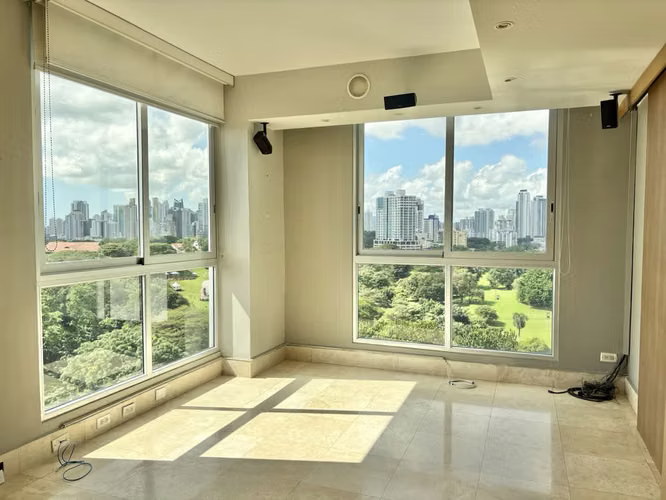 Park 1 • Vista directa al Parque Omar • 1 apartamento por piso en Altos del Golf