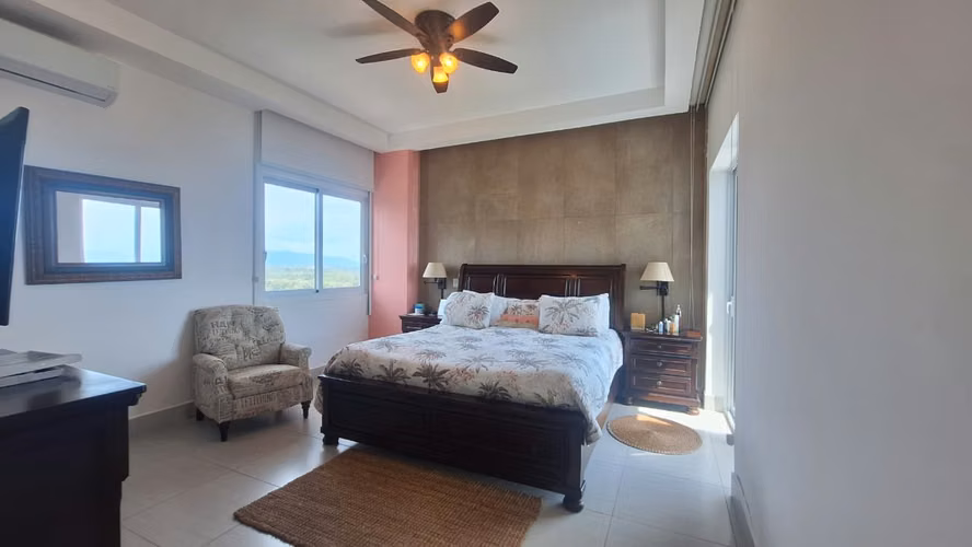 PH BARCOVENTO EN PUNTA BARCO VIEJO VENDO APARTAMENTO CON VISTA AL MAR