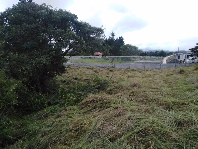 Se venden terreno en Volcán a 2 minutos del centro . 1,500mts. 75 mil - Imagen 7