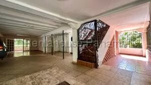 Venta de Casa con 429m2 en Albrook 26-4110SR