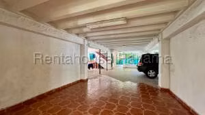 Venta de Casa con 429m2 en Albrook 26-4110SR