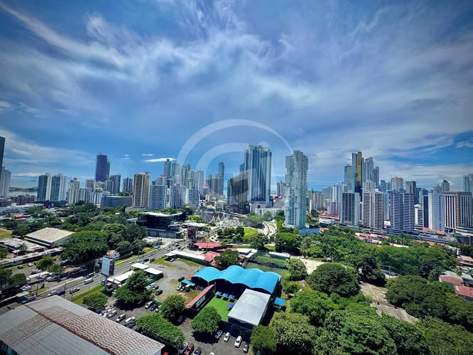 Venta Apartamento Obarrio, Amplio, Iluminado y en la mejor Ubicación.