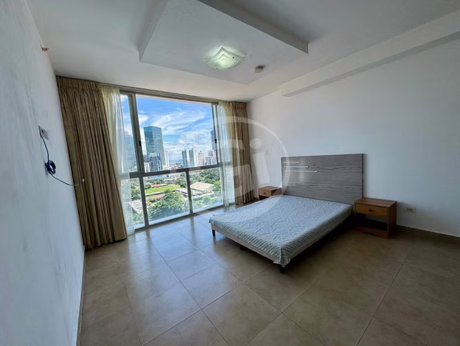 Venta Apartamento Obarrio, Amplio, Iluminado y en la mejor Ubicación.