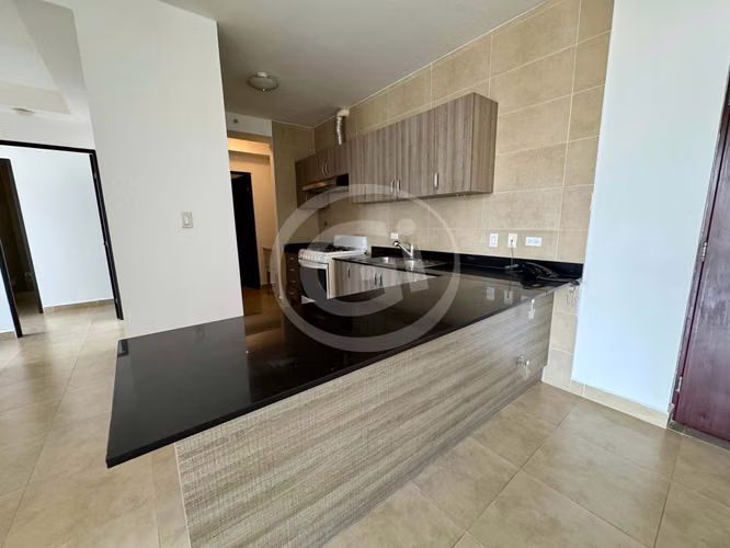 Venta Apartamento Obarrio, Amplio, Iluminado y en la mejor Ubicación.