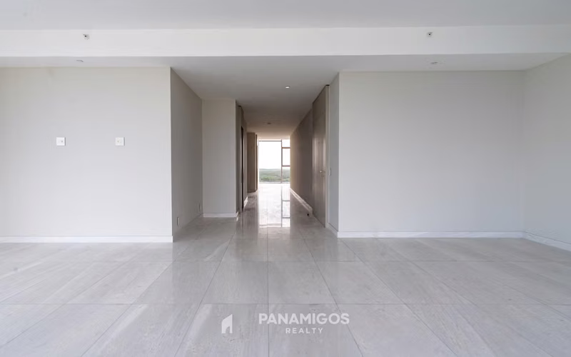 EN VENTA LA MAISON BY FENDI CASA  3 Habitaciones– Santa María