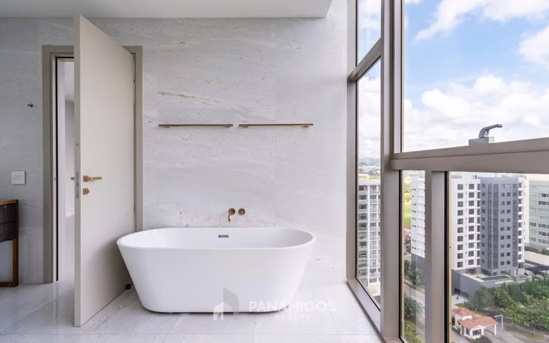 EN VENTA LA MAISON BY FENDI CASA  3 Habitaciones– Santa María