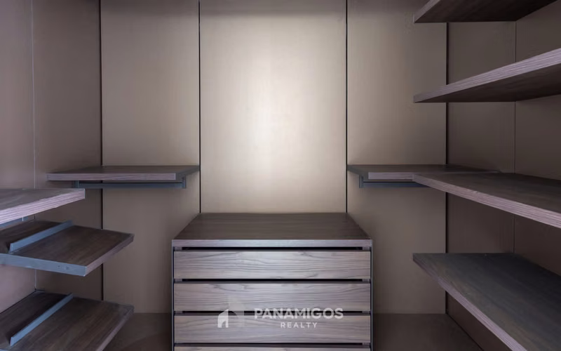 EN VENTA LA MAISON BY FENDI CASA  3 Habitaciones– Santa María