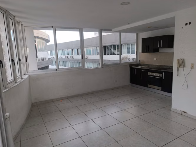 Venta de apartamento en el PH Bay View, Av. Balboa