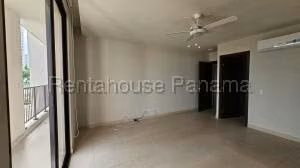 Venta de Apartamento con 226m2 en Costa del Este PH Costa Bianca 26-2909SR