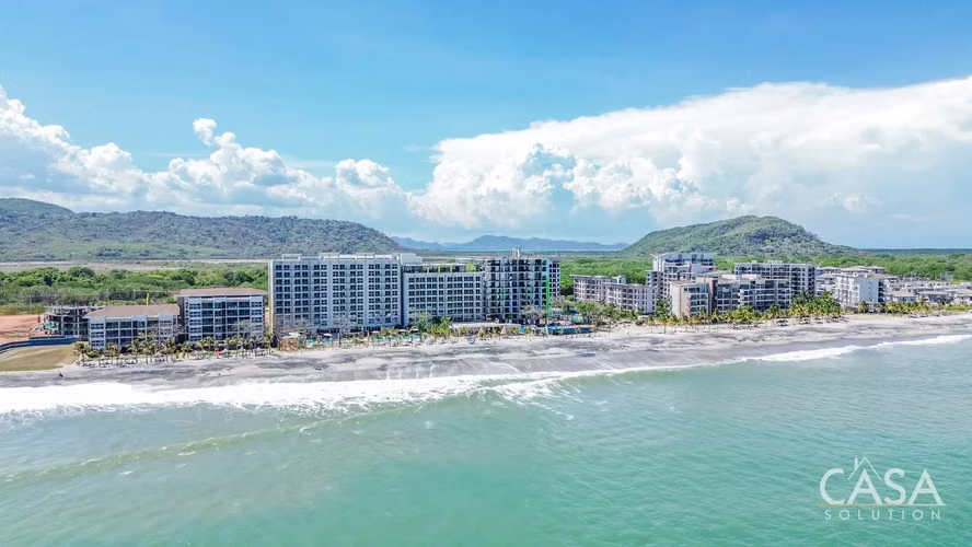 Apartamento Frente al Mar en Venta en Playa Caracol, Punta Chame