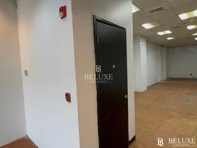 ALQUILER DE LOCAL COMERCIAL EN PLAZA 507, COSTA DEL ESTE (20)