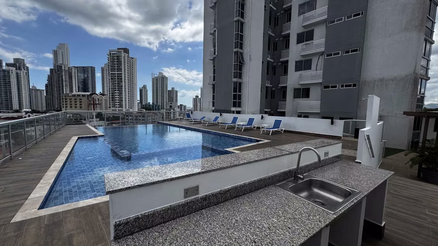 Venta de apartamento en PH Cresta View, Bella Vista
