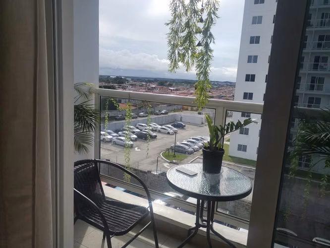 Se Vende Apartamento Amoblado en Torres de Cantabria - Juan Díaz.