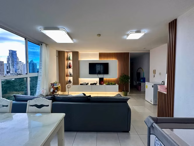 Se vende apartamento – PH Belview Tower, Plaza Edison