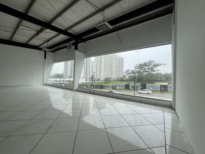 Local Comercial en Alquiler – Plaza Altos de Panamá