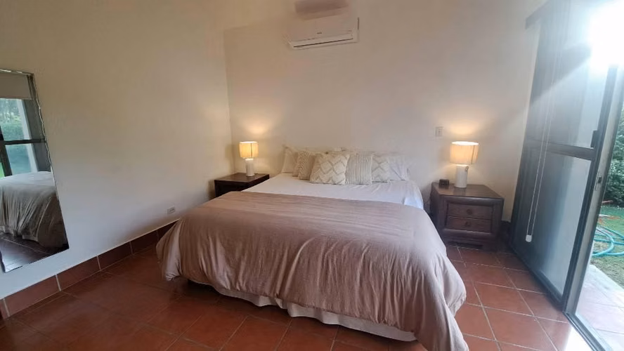 ESPECTACULAR CASA EN BUENAVENTURA