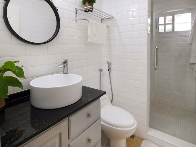 Venta de casa de 2 niveles en Altos de Panamá
