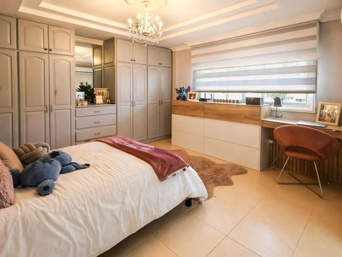 Venta de casa de 2 niveles en Altos de Panamá