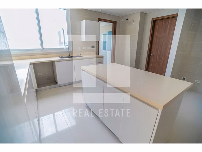 Se vende Apartamento en PH Windrose - Imagen 5