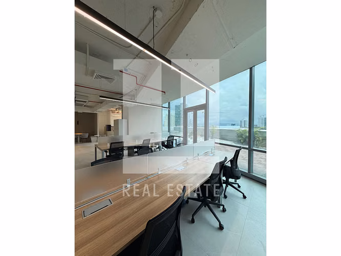 Oficina de 258m2 en Financial Park Costa del Este - Imagen 2