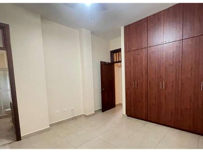 Alquilo Apartamento, Casa Zarak, San Felipe, 2 recámaras, Planta baja