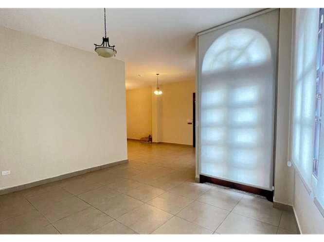 Alquilo Apartamento, Casa Zarak, San Felipe, 2 recámaras, Planta baja