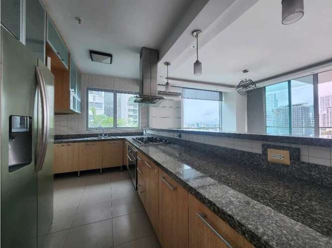 SE VENDE APARTAMENTO AMPLIO EN SAN FRANCISCO PH TAO - Imagen 5