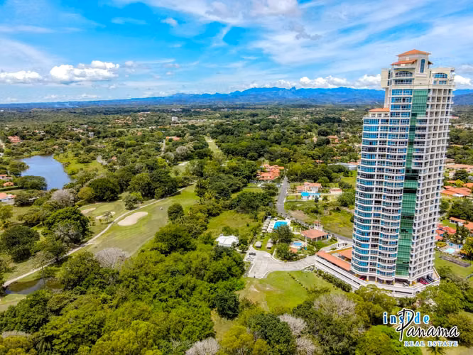 Apartamento de 2 Recámaras 2 Baños en Coronado Golf Panamá