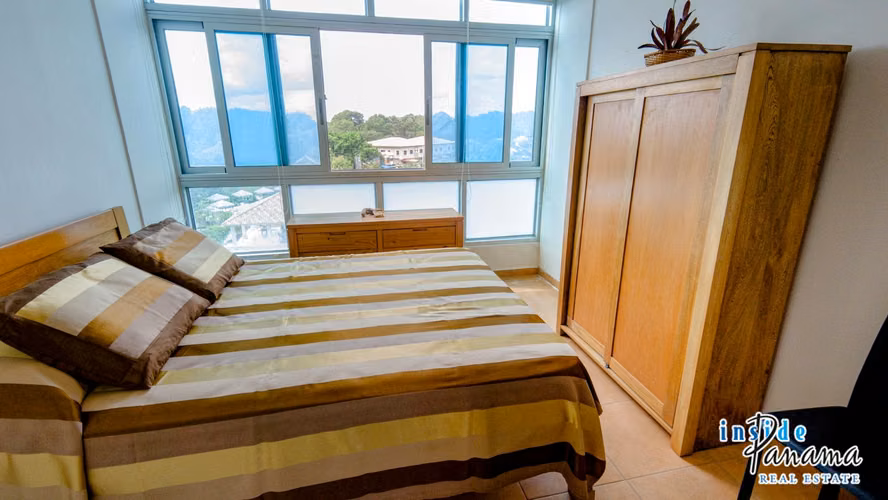 Apartamento de 2 Recámaras 2 Baños en Coronado Golf Panamá