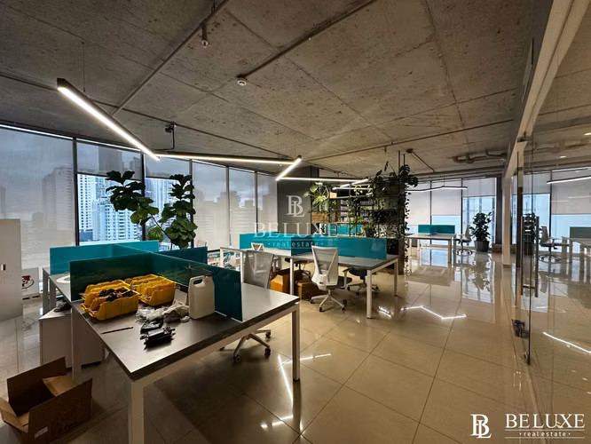 ALQUILER OFICINA REMODELADA EN PH RBS TOWER, PAITILLA (10)