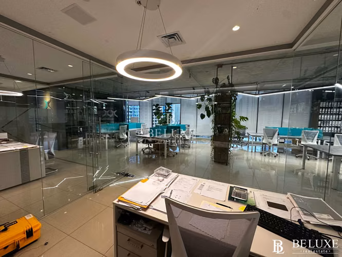 ALQUILER OFICINA REMODELADA EN PH RBS TOWER, PAITILLA (10)