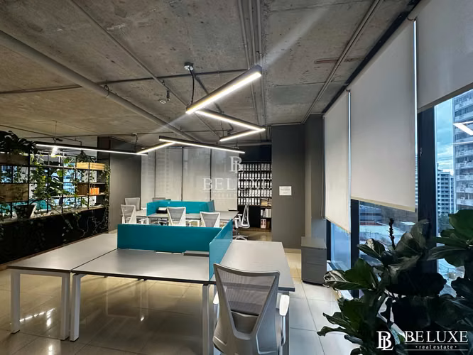 ALQUILER OFICINA REMODELADA EN PH RBS TOWER, PAITILLA (10)