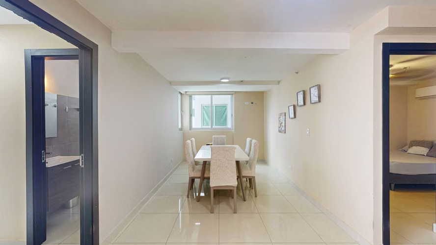 Venta de iluminado apartamento con vista a la ciudad en Midpark at Carrasquilla