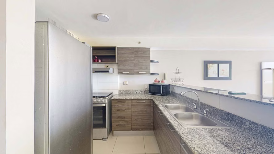 Venta de iluminado apartamento con vista a la ciudad en Midpark at Carrasquilla
