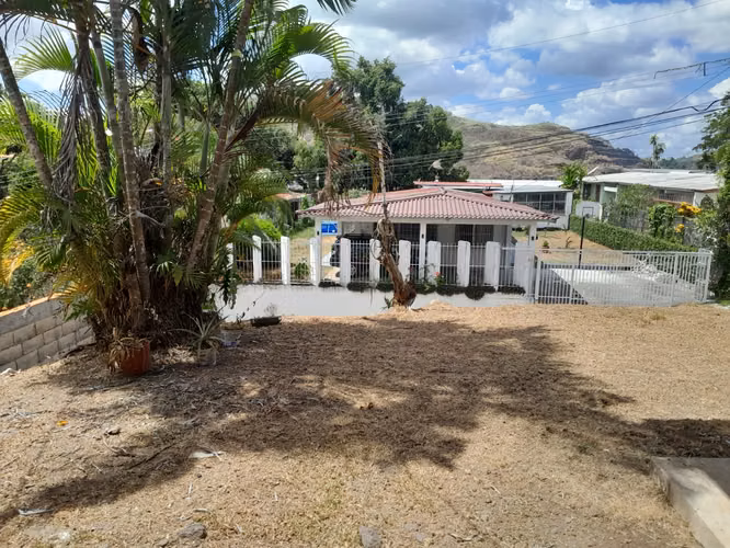 Se Alquila Casa en Urbanizacion Campo Verde