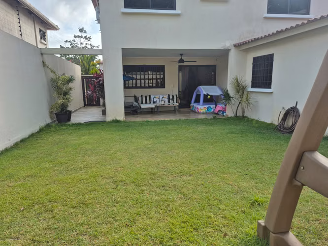 VENTA CASA REMODELADA COSTA VERDE - 157m2