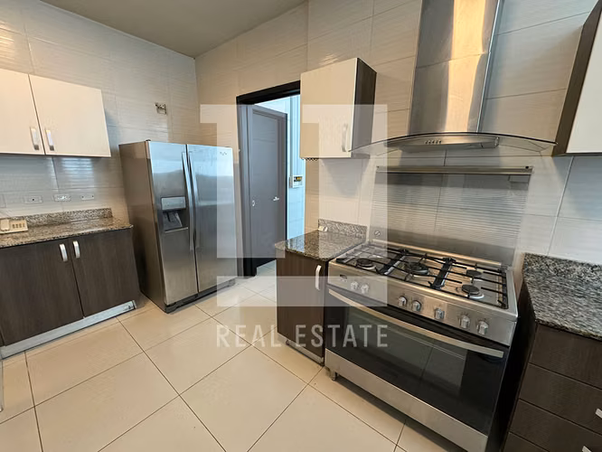 Apartamento con terraza en PH Costa del Este Country Club - Imagen 5