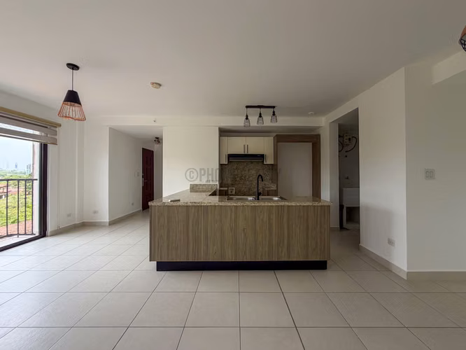 Apartamento en Venta en Clayton Panamá – Vida Moderna Rodeada de Naturaleza
