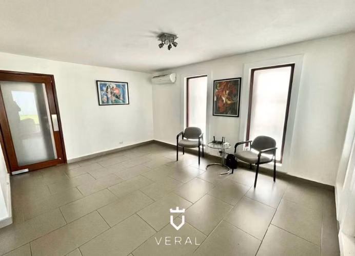 Venta de Casa en Obarrio para uso comercial o residencial (MM)