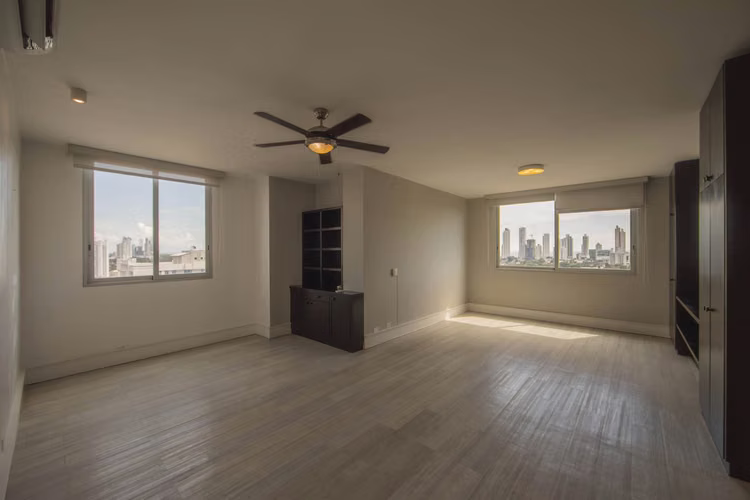 Park 1 • Vista directa al Parque Omar • 1 apartamento por piso en Altos del Golf