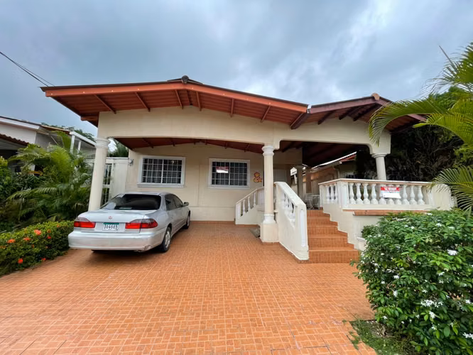 SALE HOUSE QUINTAS OF MONTICELLO II
