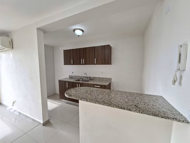PH Hill Point - San Francisco-Carrasquilla - 2r 2b 2Estac ID 25319