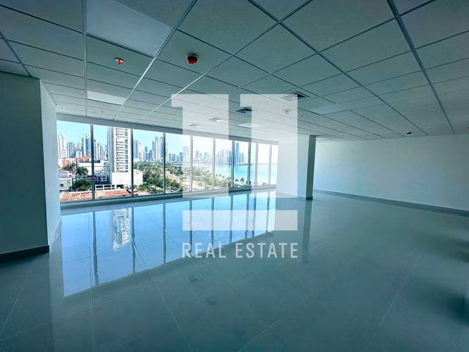 Se vende oficina en Ave. Balboa, PH Balboa Office Center de 111.23m2 - Imagen 3