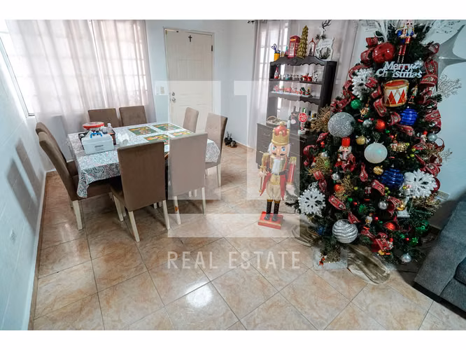 Se Vende Casa en Las Acacias - Imagen 2