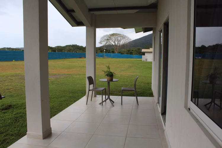 Linda casa en bayside con playa